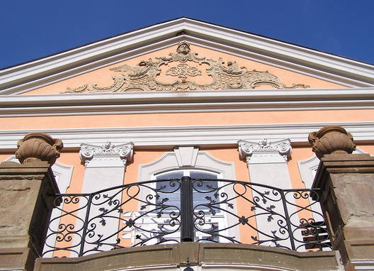 ZÁMEK PETROHRAD