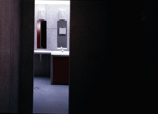 REKONSTRUKCE VEŘEJNÝCH WC