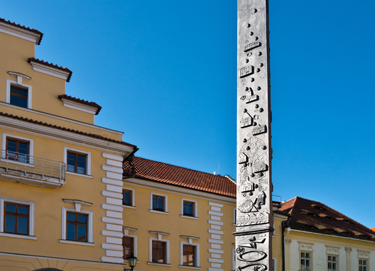 SLOUP MILENIA V ŽATCI
